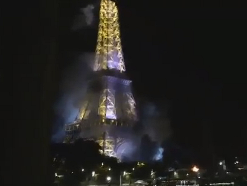 Autoridades descartaron que el humo en la Torre Eiffel esté vinculado al atropello en Niza
