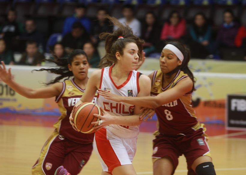 La "Rojita" va por el quinto lugar del torneo continental (F. Basso).