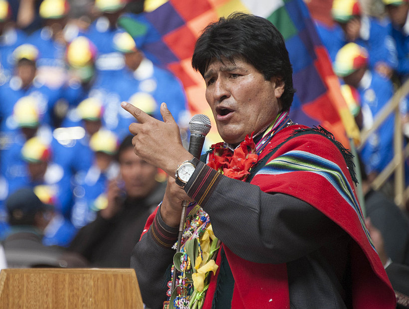 Evo Morales dijo que las FF.AA bolivianas están preparadas para "sentar soberanía" Evo Morales dijo que las FF.AA bolivianas están preparadas para "sentar soberanía"
