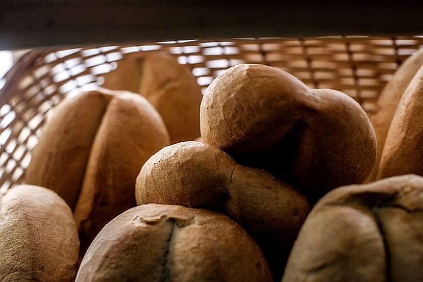 Apenas 1 de cada 10 panaderías venden marraquetas reducidas en sal