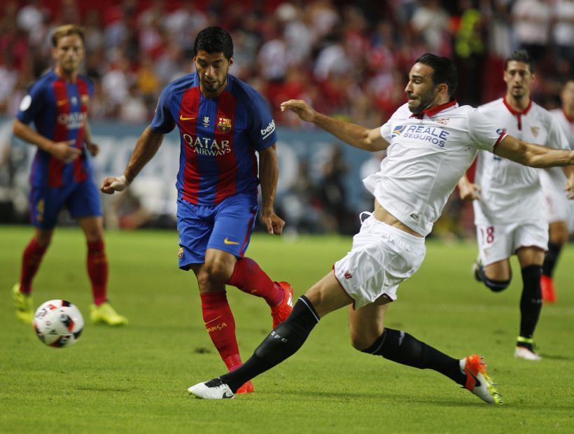 Bravo se impuso a Sampaoli: el Barcelona le ganó 2-0 al Sevilla en la ida de la Supercopa de España