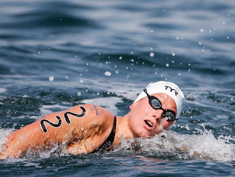 Nadadora que hundió a otra por la medalla recurrirá por su descalificación