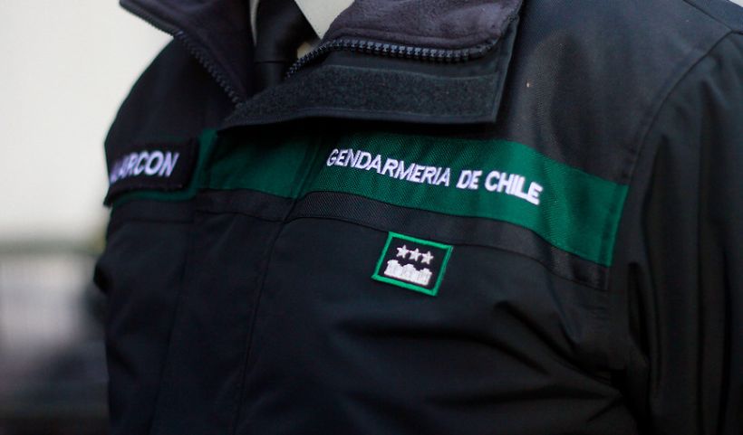 Funcionarias demandan a Gendarmería acusando discriminación arbitraria en periodo de Tulio Arce