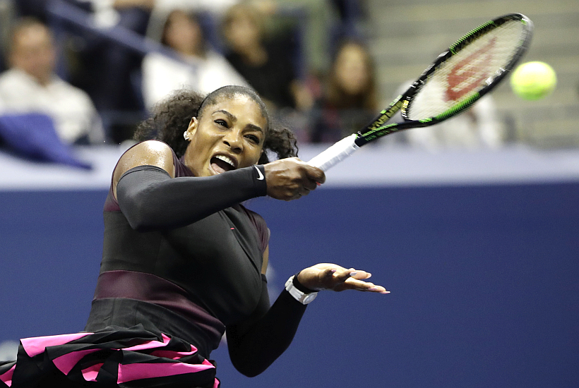 Serena Williams venció a Simona Halep y pasó a semifinales del US Open