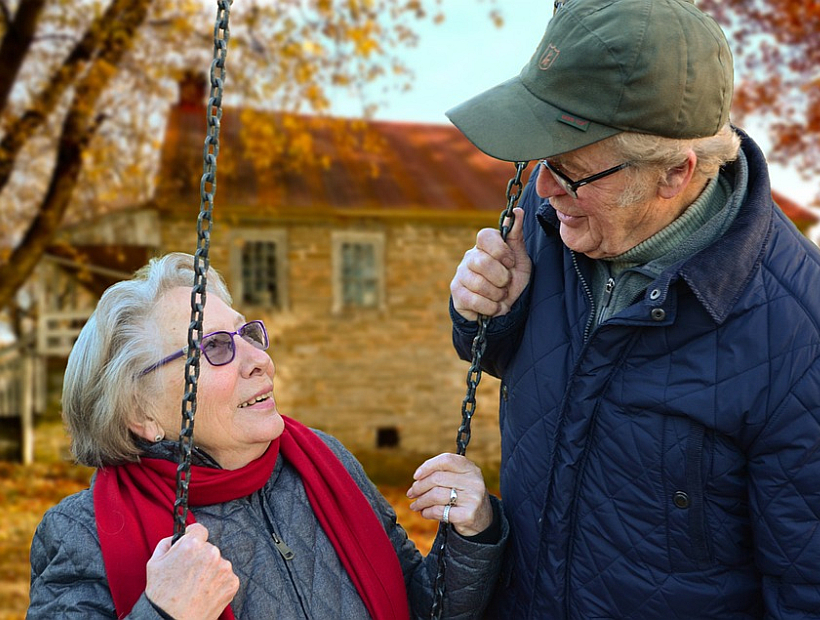 Entre más y mejor sexo tengan los ancianos, más aumenta su riesgo cardiovascular