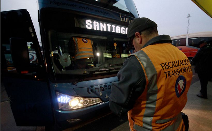 Sernac llamó a denunciar a empresas de buses que se coludan en Fiestas Patrias