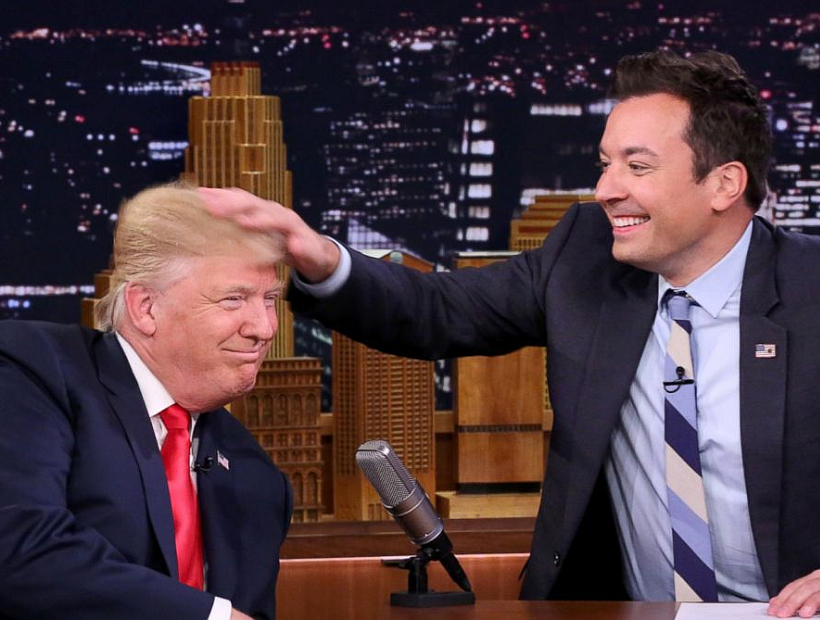 Donald Trump se dejó despeinar por Jimmy Fallon para probar que no usa peluca