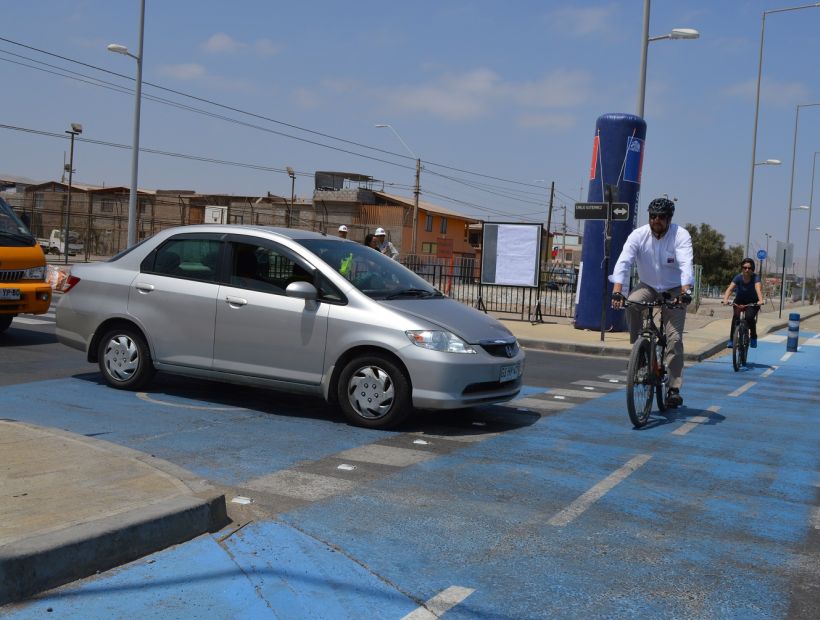 Autoridades del Minvu en Arica se sumaron al "Día Mundial sin Auto"