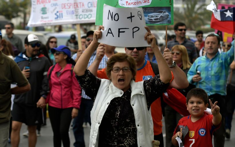 Convocan a nueva marcha contra las AFP para el 16 de octubre