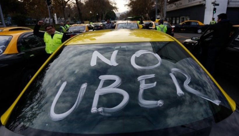 Gómez-Lobo: proyecto de ley sobre Uber y Cabify es para controlar congestión y no para recaudar Gómez-Lobo: proyecto de ley sobre Uber y Cabify es para controlar congestión y no para recaudar