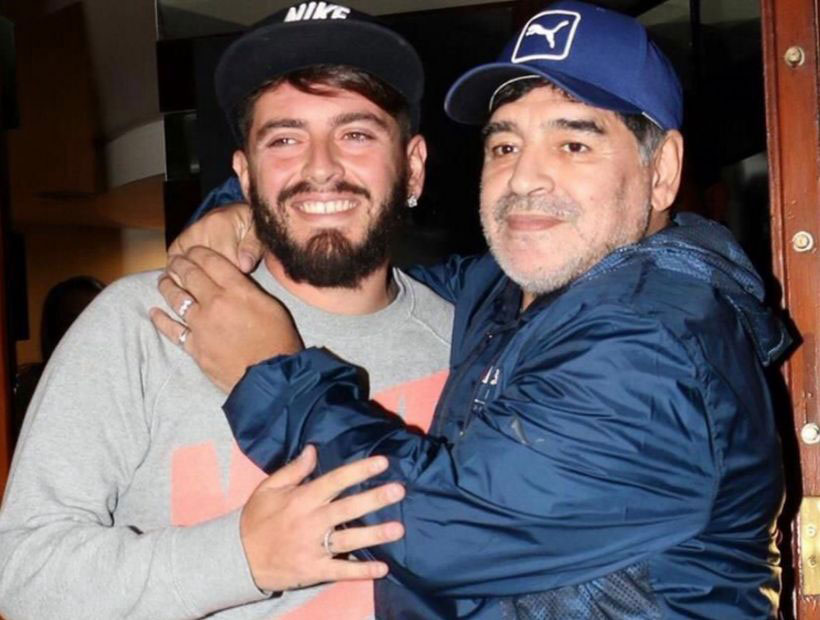 Diego Maradona jugará fútbol junto a su hijo por primera vez