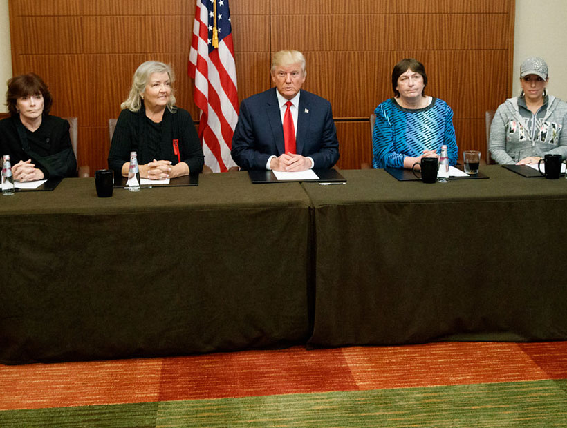 A horas del debate Trump se reunió con mujeres que denunciaron por acoso sexual a Bill Clinton