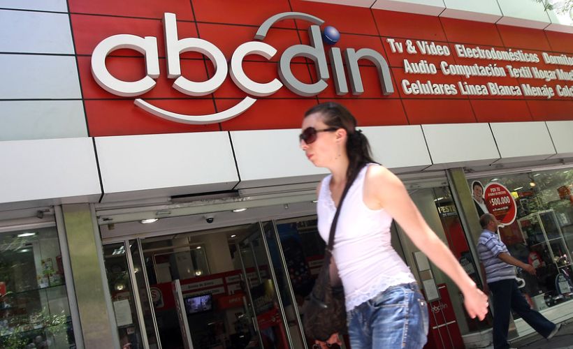 Condenan a ABCDIN por mantener en Dicom a clientes con deudas renegociadas