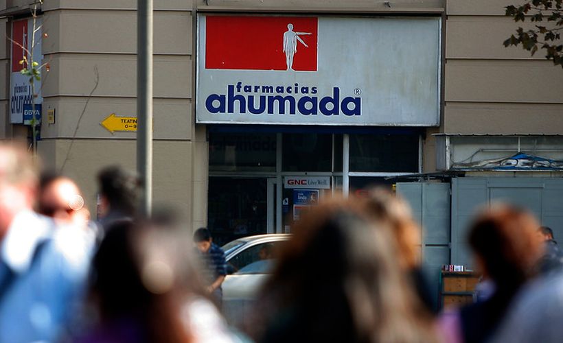 Condenan a Farmacias Ahumada a pagar $12 millones por entrega errónea de medicamento