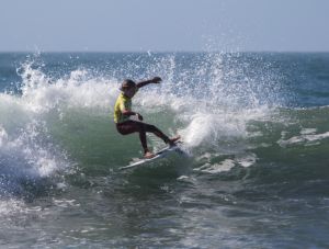 Este domingo se definen los campeones chilenos de surf en Pichilemu