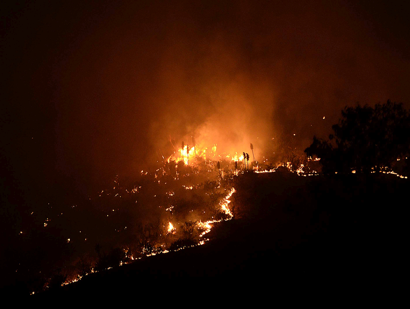 Onemi: incendios permanecen activos entre las regiones de Coquimbo y el Maule
