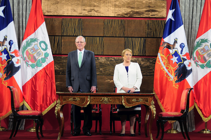 Bachelet firmó acuerdos con Kuczynski: 