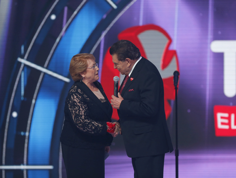 Bachelet llamó a la unidad y a trabajar por la inclusión en el inicio de la Teletón 2016