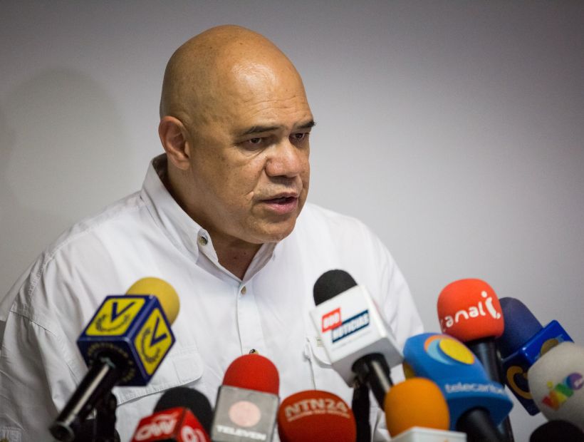 Venezuela: la oposición revisará su presencia en diálogos si no se cumplen acuerdos