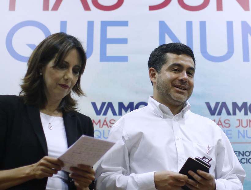 Chile Vamos anunció acciones legales por la U. Arcis y emplazó al PC a asumir responsabilidades