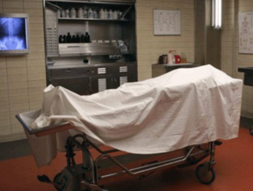 Hombre dado por muerto por error falleció tras pasar dos días encerrado en la morgue