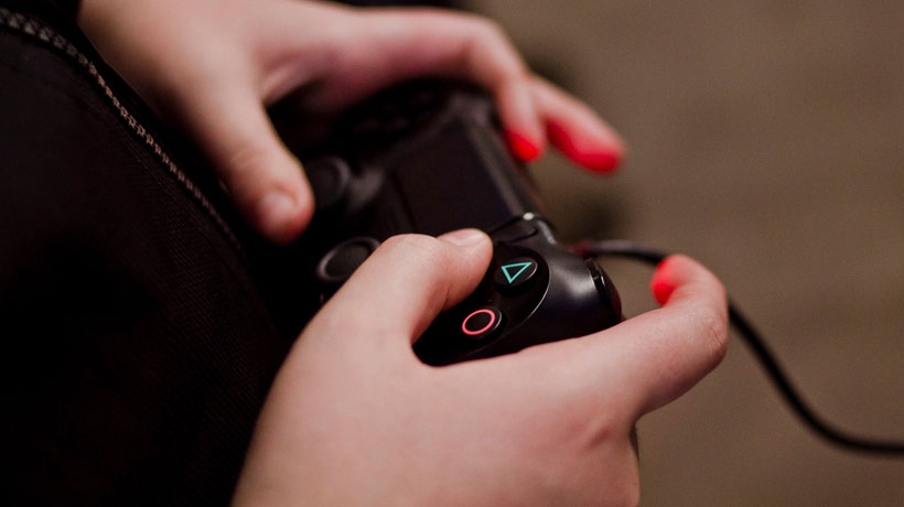 Sernac detectó diferencias de hasta $90 mil en precios de consolas de videojuegos
