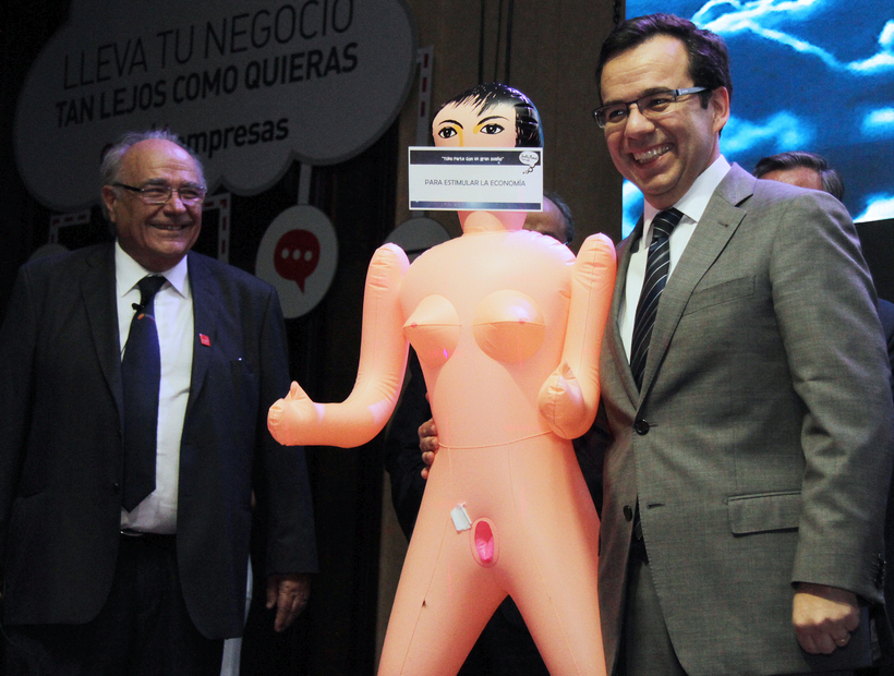 Roberto Fantuzzi puso su cargo a disposición de Asexma tras el escándalo de la muñeca inflable