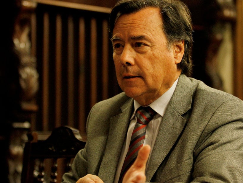Diputado Osvaldo Urrutia por playa Los Lilenes: "No hay permiso de nadie”
