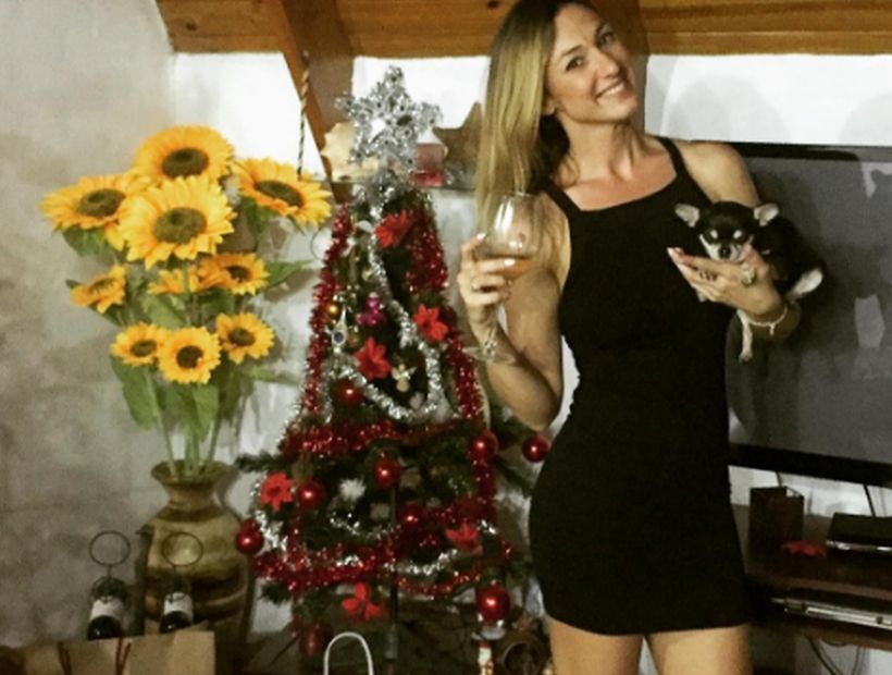 ¿Terminó la rencilla?: Janis Pope y Andrea Dellacasa posaron en foto navideña familiar