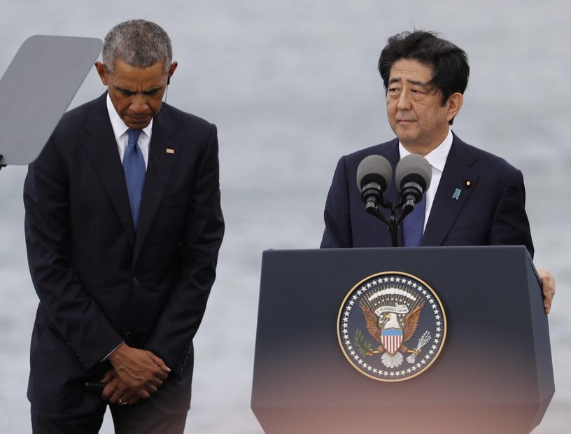 Primer ministro japonés ofreció condolencias por los muertos en Pearl Harbor