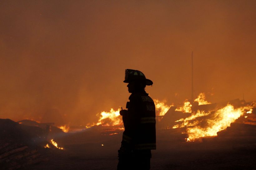 Superficie de hectáreas arrasadas por el fuego supera a la del Gran Santiago