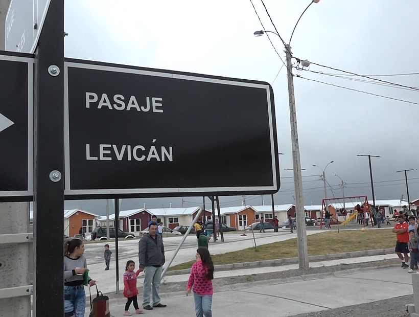 En Alerce hay nuevos propietarios: 229 familias recibieron las llaves de sus casas