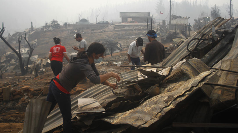 Al menos 140 familias damnificadas por los incendios ya habían perdido sus casas en el terremoto del 2010