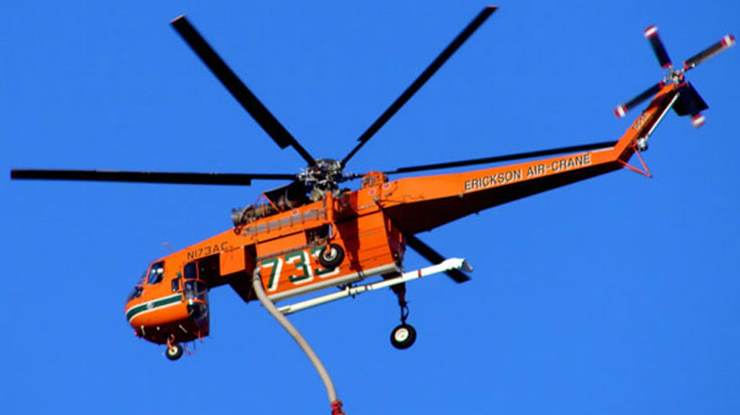Moderno helicóptero se suma al combate de los incendios forestales