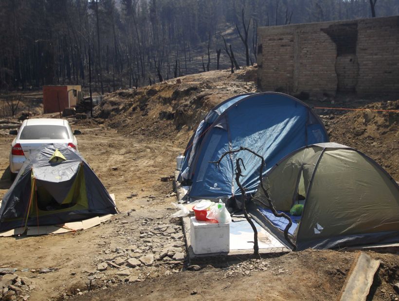 Más de 250 fundaciones organizan campaña #MovidosxChile de ayuda a damnificados por incendios