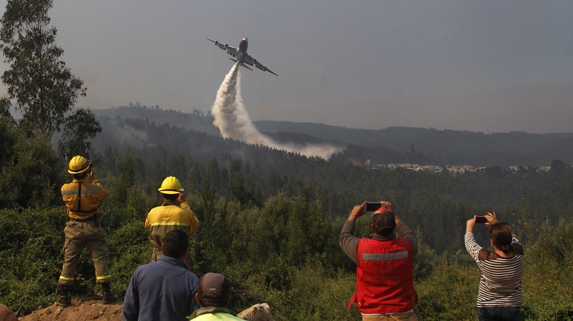 Experto internacional en emergencias aseguró que incendios de Chile son 
