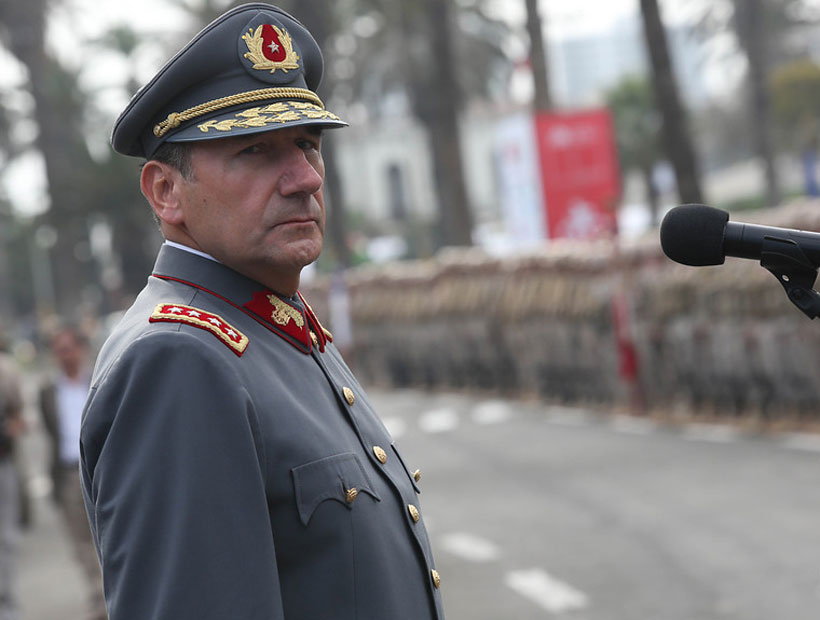 General (R) Fuente-Alba pidió que presuntos lavado de activos y aumento de patrimonio lo indague la justicia militar
