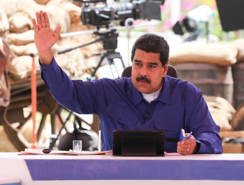 Maduro dijo que se mantienen los contactos de diálogo con la oposición en Venezuela