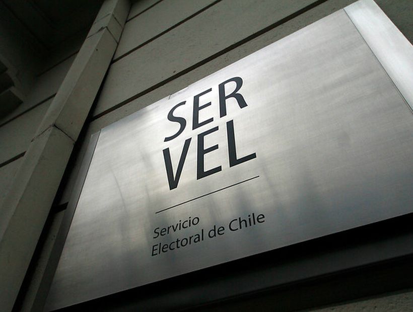 Servel confirmó las reglas sobre el refichaje y advirtió sobre las candidaturas de partidos que no estén contituidos