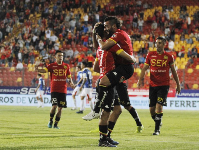 Unión Española derrotó 3-0 a Huachipato y se metió en la lucha por el Clausura