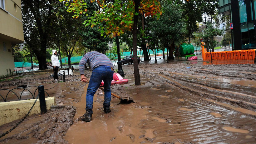 Costanera Norte pagaría sólo $ 5 millones por inundaciones en Providencia
