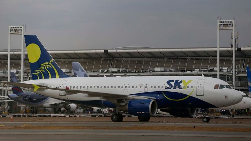 Sky informó plan de apoyo a pasajeros por paro en Argentina