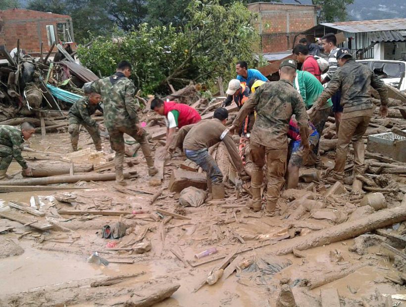 Colombia: una avalancha dejó 154 muertos y 212 heridos