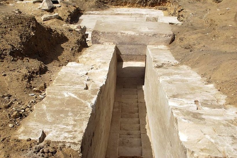 Descubren restos de nueva pirámide en Egipto