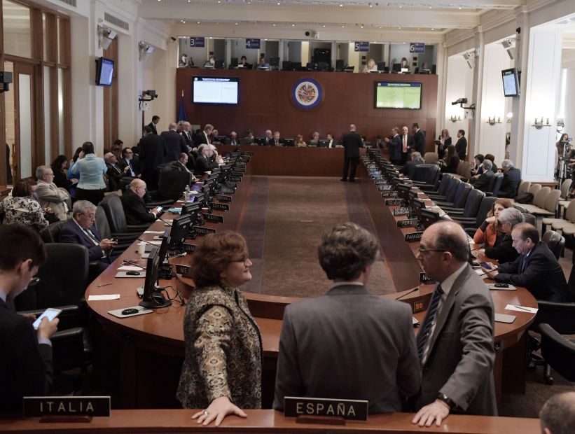 Bolivia y Venezuela interrumpieron sesión de la OEA por 