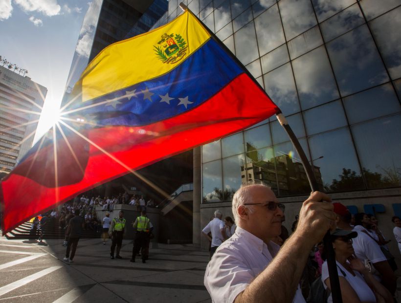 Venezuela: la oposición acusó a 37 funcionarios públicos de torturar a dirigentes