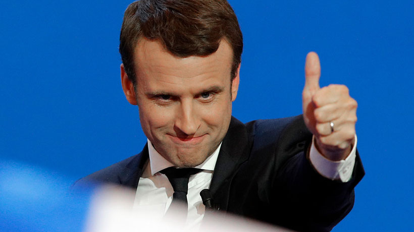 Presidenta felicitó a Emmanuel Macron y le deseó éxito en la segunda vuelta