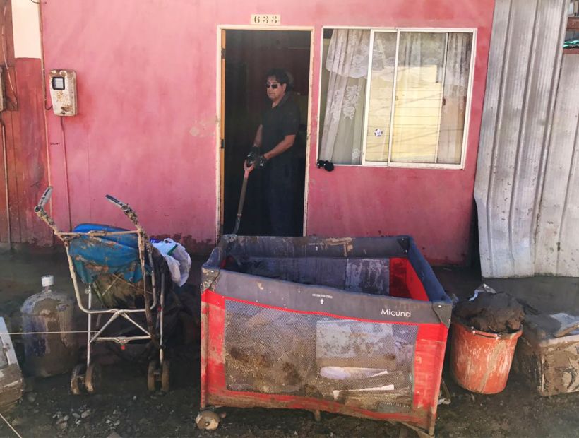 Carabineros de Santiago se sumaron a trabajos en Chañaral