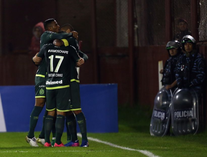 Libertadores: Chapecoense alineó a un jugador expulsado en su triunfo ante Lanús