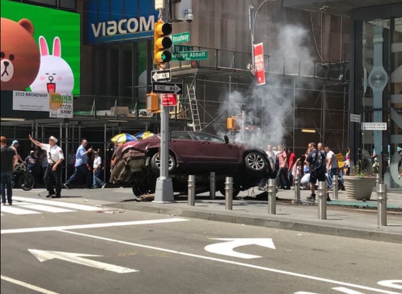 Video: un muerto y una decena de heridos en atropello múltiple en Times Square